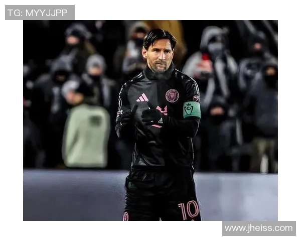 瓦片头型足球明星的传奇故事与球场风采探秘