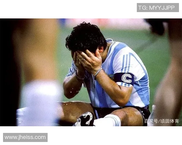 足球明星喜结良缘粉丝泪洒现场心碎不已